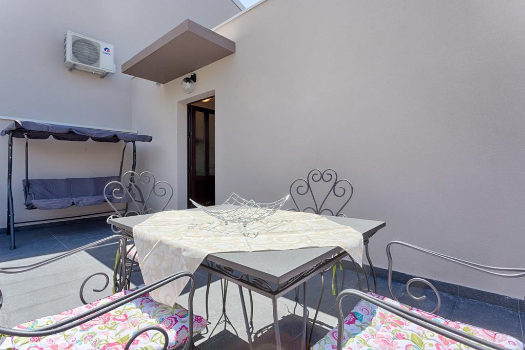 Apartment Dijana Ποντστράνα Εξωτερικό φωτογραφία
